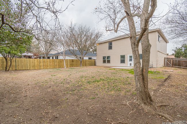 137 Weeping Way, House other with 3 bedrooms, 3 bathrooms and null parking in Cibolo TX | Image 21