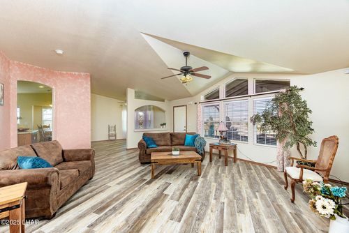 4206 N Cordes Rd, Golden Valley, AZ, 86413-5958 | Card Image