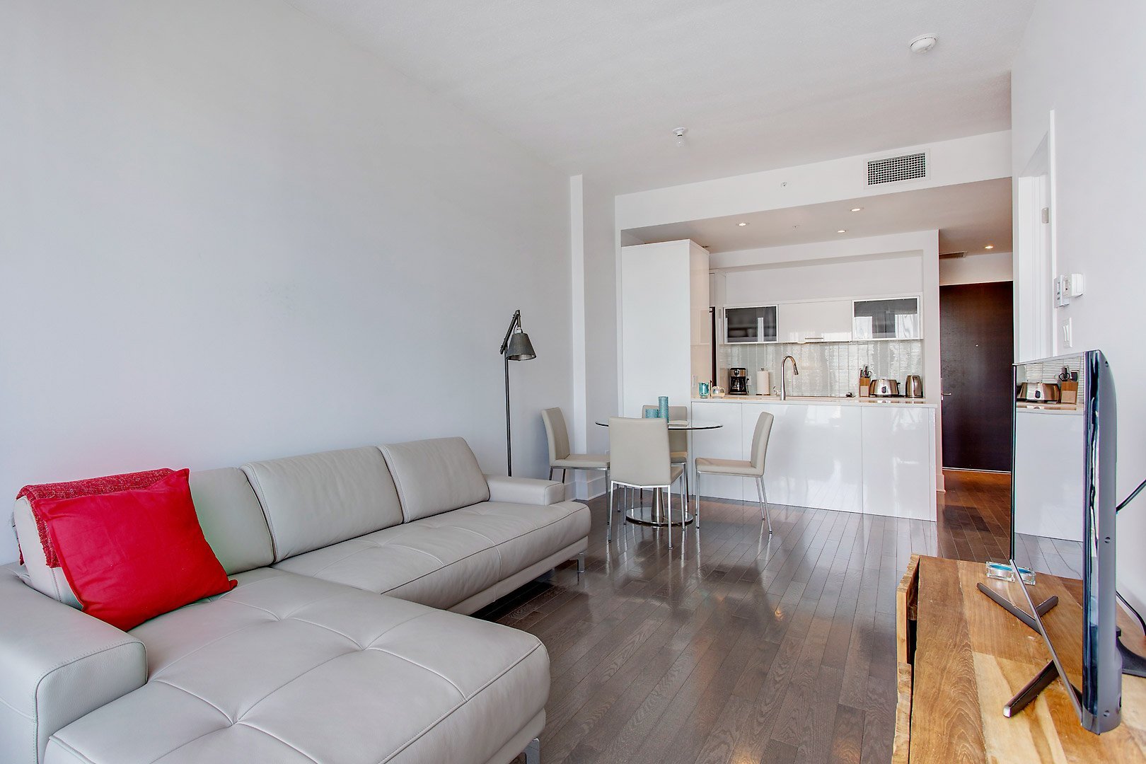 Residential Lease in Montréal (Ville-Marie) 3