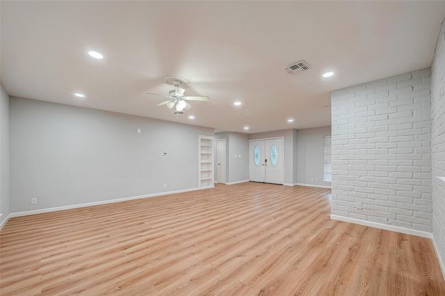 23131 Earlmist Dr, House other with 3 bedrooms, 2 bathrooms and 3 parking in Spring TX | Image 10