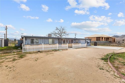 21103 Wigwam Street, Apple Valley, CA, 92307 | Card Image