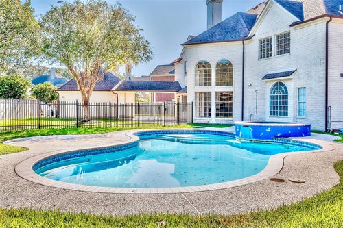 19 Calleston Ct, Sugar Land, TX, 77479-5880 | Card Image