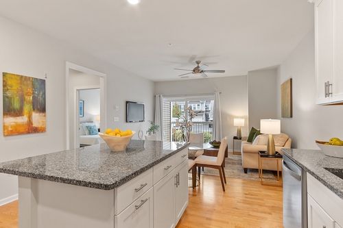 unit-104-401 Emery Ln, Sudbury, MA, 01776-1193 | Card Image