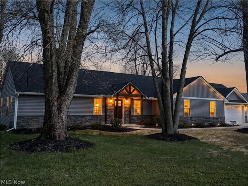 16243 Roselawn Dr, Burton, OH, 44021-9725 | Card Image