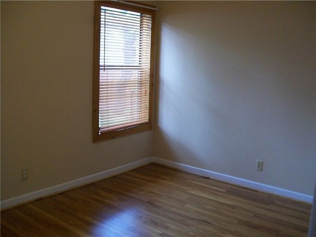 310 E Cedar St, House other with 4 bedrooms, 1 bathrooms and 4 parking in Bertram TX | Image 10
