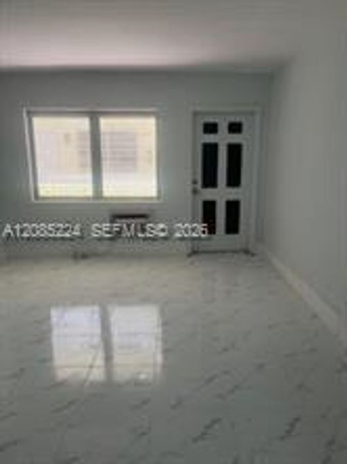 4-636 Meridian Ave, Miami Beach, FL, 33139-6439 | Card Image