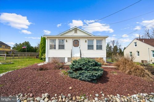 1138 Brookside, WESCOSVILLE, PA, 18106 | Card Image