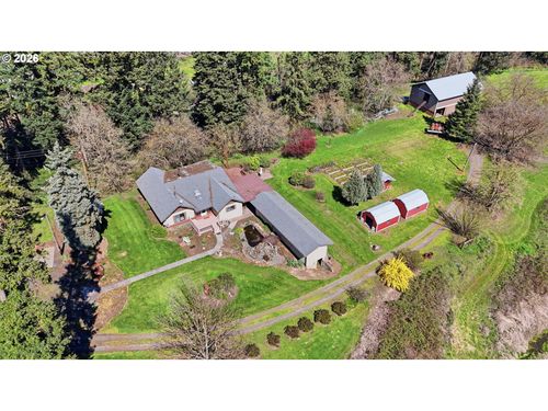3301 Wyeast Rd, Hood River, OR, 97031-8427 | Card Image