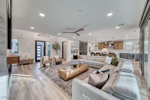 365 Crown Mesa Ave, Las Vegas, NV, 89138-6374 | Card Image