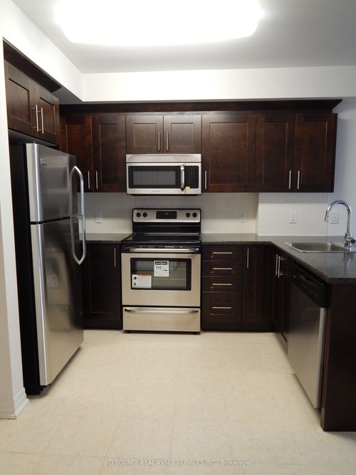 705-242 Rideau St, Ottawa, ON, K1N0B7 | Card Image