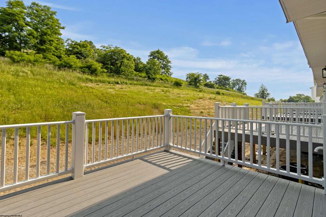 272 Red Oak Ln, Townhouse with 3 bedrooms, 3 bathrooms and 2 parking in Morgantown WV | Image 41