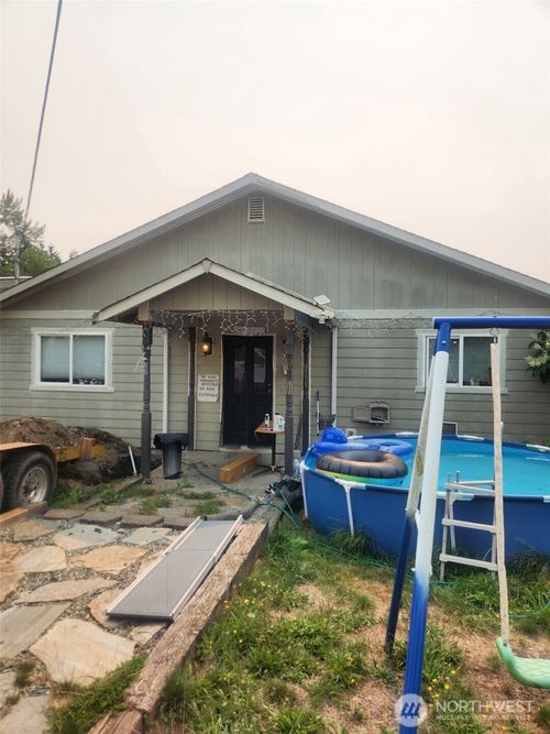 202 W Grand St, Granite Falls, WA, 98252-8800 | Card Image