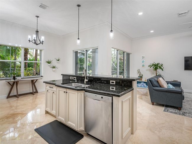 1967 Timberline Rd, House other with 4 bedrooms, 3 bathrooms and null parking in Weston FL | Image 9