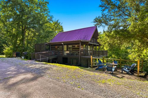 1455 Honey Oaks Way, Sevierville, TN, 37876-2686 | Card Image