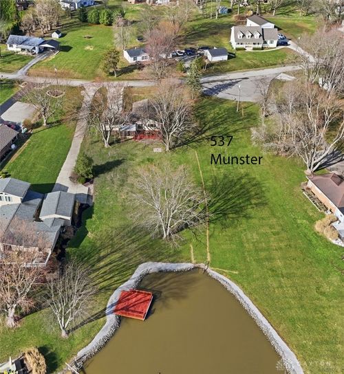 537 A Munster Dr, Fayetteville, OH, 45118-9237 | Card Image