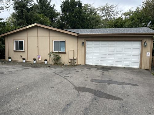 spc-6-1600 Rhododendron Dr, Florence, OR, 97439-9372 | Card Image