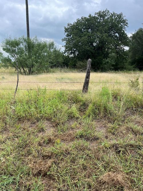 231 County Road 313, Llano, TX, 78643-5715 | Card Image