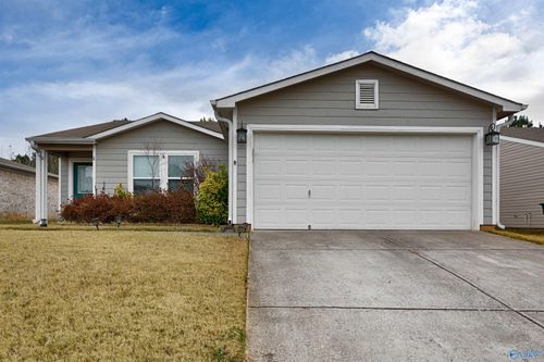 325 Kenneth Blvd Nw, Madison, AL, 35757-6954 | Card Image