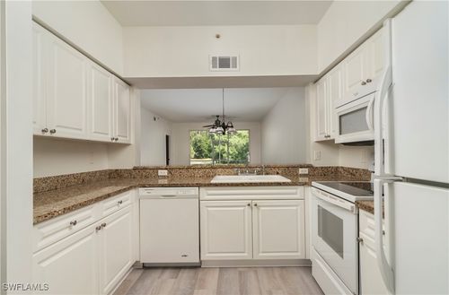 apt-507-3245 Cypress Glen Way, NAPLES, FL, 34109-3848 | Card Image
