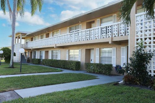 203-2480 Juniper Dr, Delray Beach, FL, 33445-5985 | Card Image