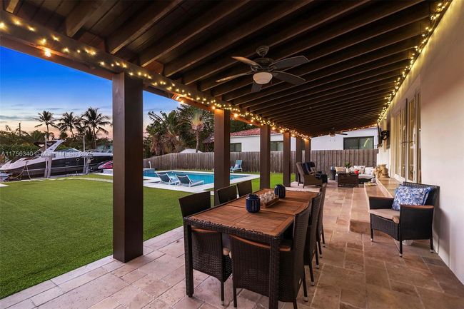 7940 Hawthorne Ave, House other with 4 bedrooms, 2 bathrooms and null parking in Miami Beach FL | Image 6