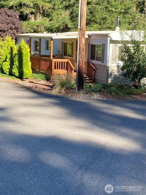 18-6521 Se Mile Hill Dr, Port Orchard, WA, 98366-8720 | Card Image