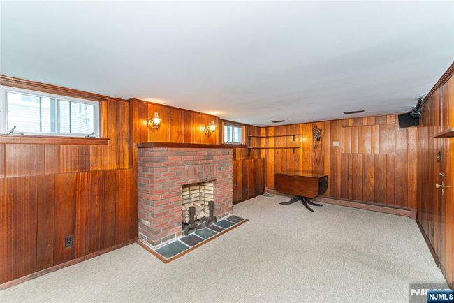 27 Dodd Rd, House other with 3 bedrooms, 2 bathrooms and null parking in West Caldwell NJ | Image 15