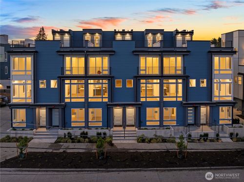1206 B Nw 83rd St, Seattle, WA, 98117 | Card Image