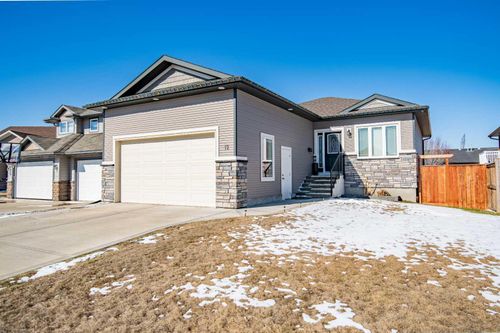 12 Cyprus Rd, Blackfalds, AB, T4M0C5 | Card Image