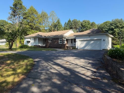 439 Lowell Street, Andover, MA, 01810 | Card Image