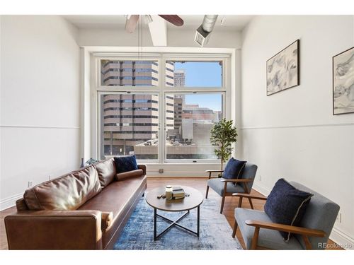 3b-1617 California St, Denver, CO, 80202-3717 | Card Image