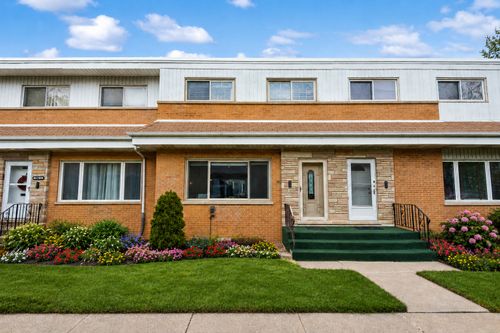 b-706 N Western Ave, Park Ridge, IL, 60068-2552 | Card Image