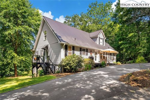 1181 Forest Lake Heights Dr, Nebo, NC, 28761-9553 | Card Image