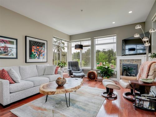 306d-1115 Craigflower Rd, Esquimalt, BC, V9A7R1 | Card Image