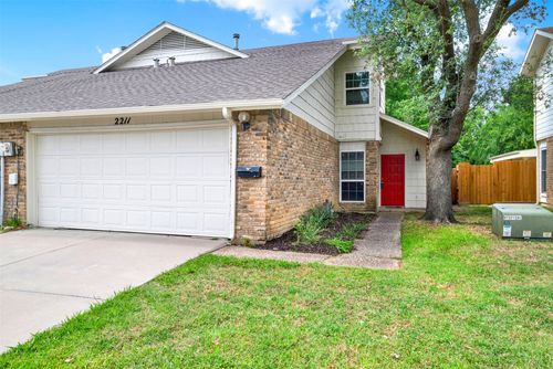 2209 Heritage Circle, Carrollton, TX, 75006 | Card Image
