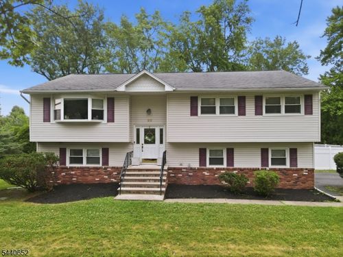 20 Arnold Dr, Parsippany, NJ, 07054-2241 | Card Image