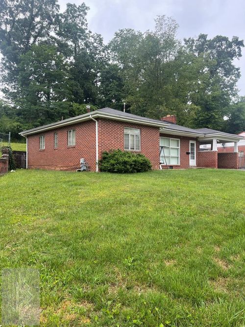 901 Park Ave, Princeton, WV, 24740 | Card Image