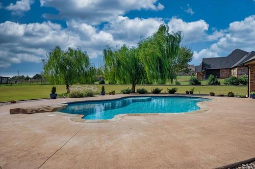 1582 High Ridge Dr, Blanchard, OK, 73010-5225 | Card Image