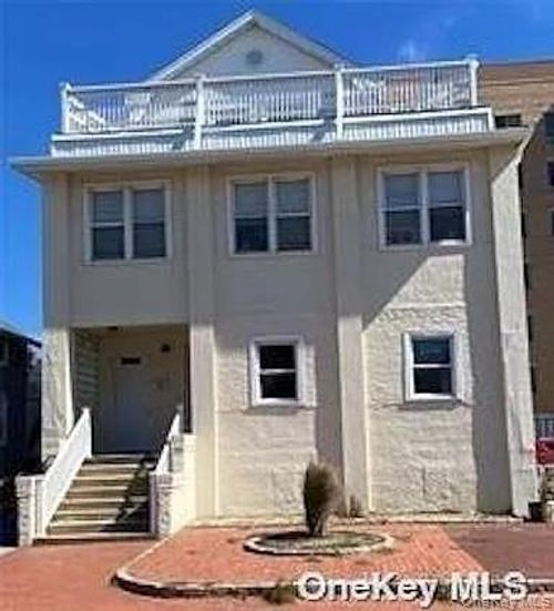 4-110 Grand Blvd, Long Beach, NY, 11561-2802 | Card Image