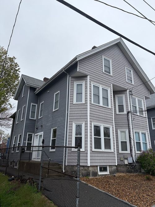 b-96 Orange St, Waltham, MA, 02453-3922 | Card Image