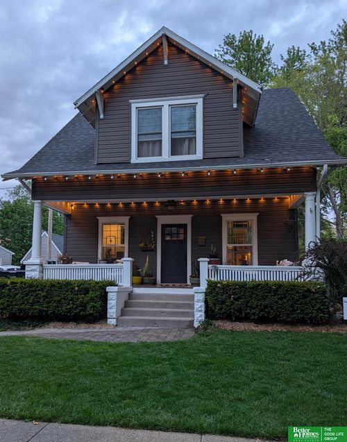 641 E 9th St, York, NE, 68467-3109 | Card Image
