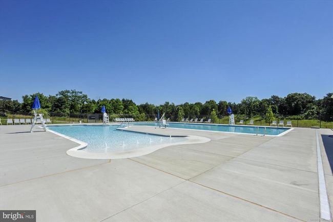 43436 Apple Orchard Sq, Townhouse with 4 bedrooms, 5 bathrooms and null parking in ASHBURN VA | Image 63