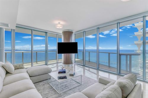 apt-2401-17001 Collins Ave, Sunny Isles Beach, FL, 33160-3692 | Card Image