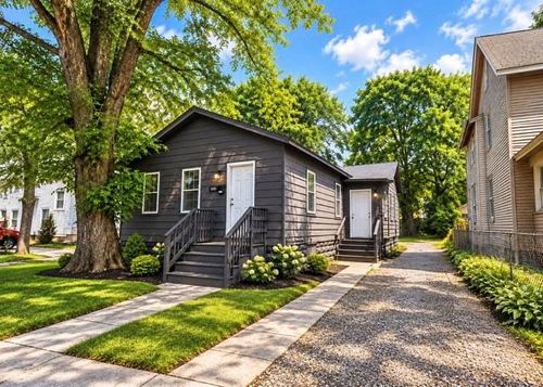 1195 North St, Rochester, NY, 14621-4942 | Card Image