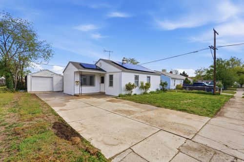 4300 5570, Kearns, UT, 84118-5526 | Card Image
