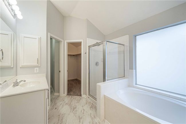 12536 Canyon Glen Dr, House other with 3 bedrooms, 3 bathrooms and 2 parking in Austin TX | Image 20