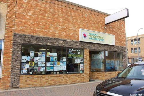 432 Main Street, Moose Jaw, SK, S6H3K2 | Card Image