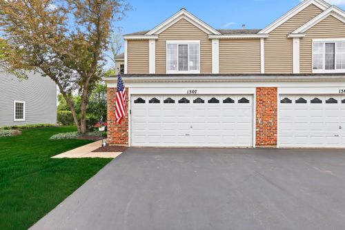 1307 Summersweet Ln, Bartlett, IL, 60103-1599 | Card Image