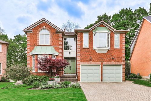 3952 Rolling Valley Dr, Mississauga, ON, L5L5V9 | Card Image