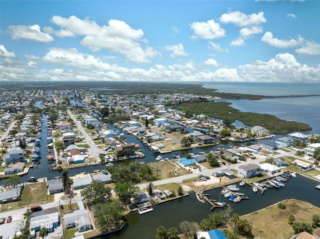 6521 Boatyard Dr, House other with 2 bedrooms, 1 bathrooms and null parking in HUDSON FL | Image 40